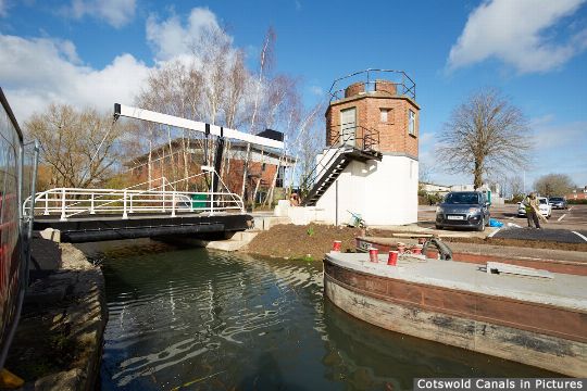 Bond's Mill Bridge, Stonehouse