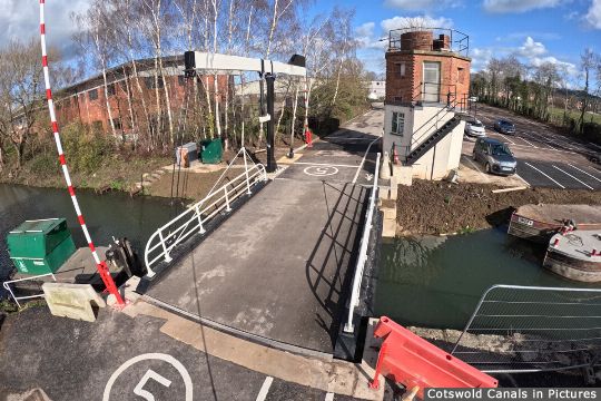Bond's Mill Bridge, Stonehouse
