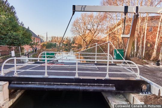 Bond's Mill Bridge, Stonehouse