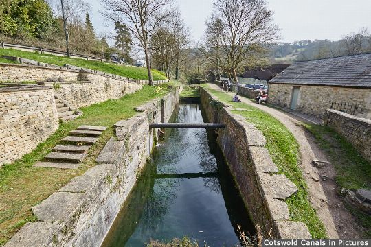 Bourne Lock, view towards Chalford